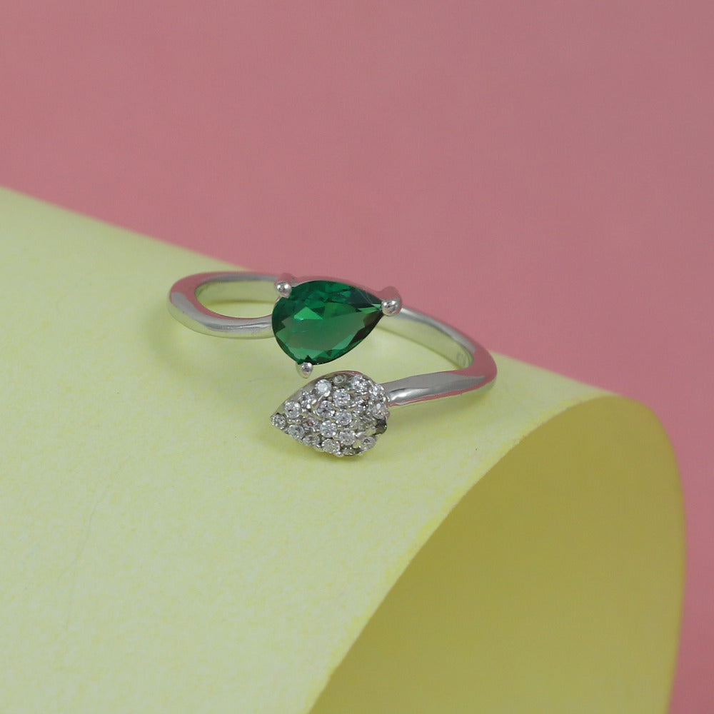 CZ Green heart shape stone silver ring