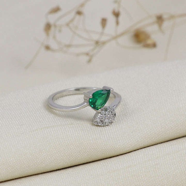 CZ Green heart shape stone silver ring