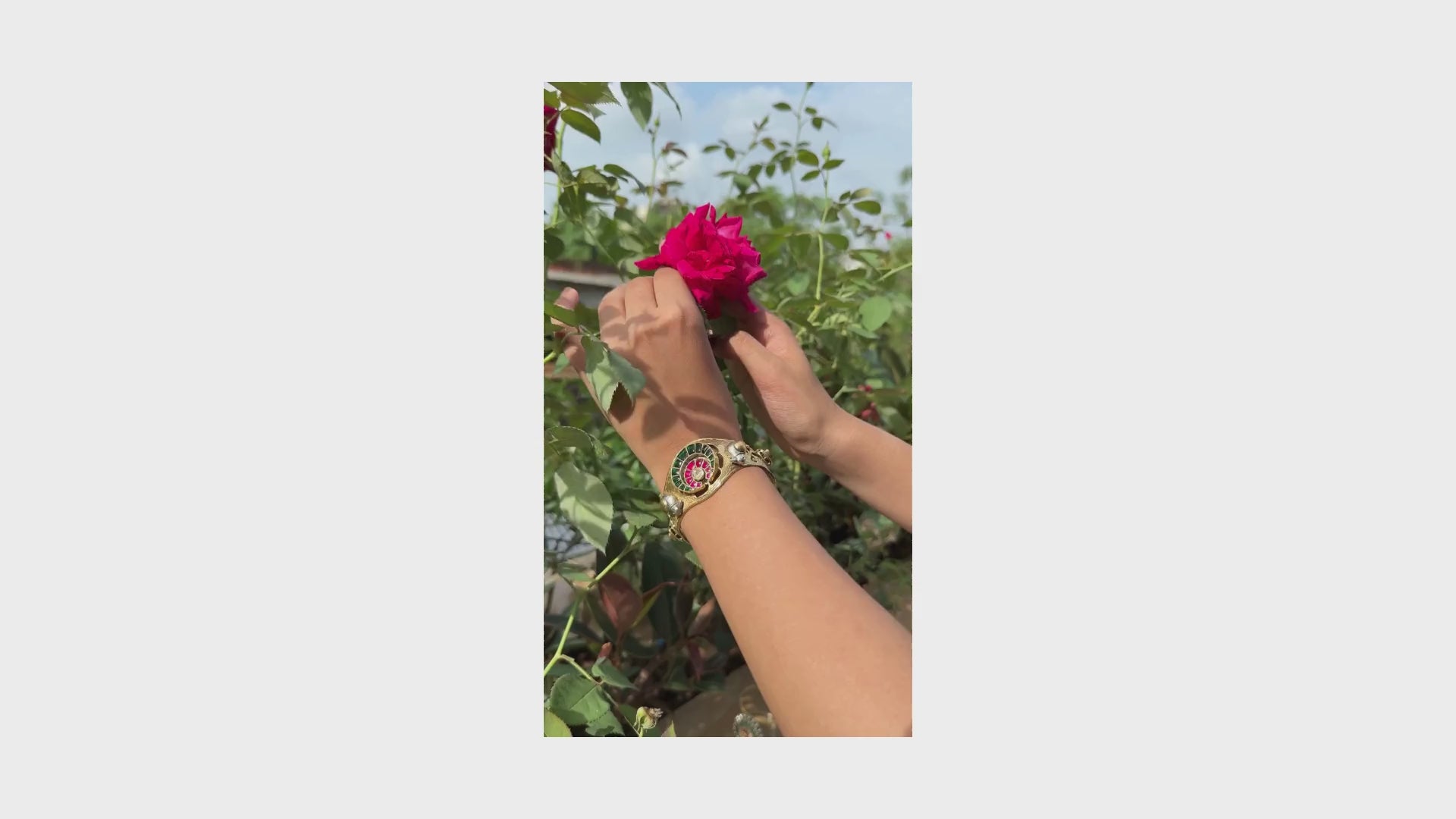 Dual Tone Fusion Varnika Bangle