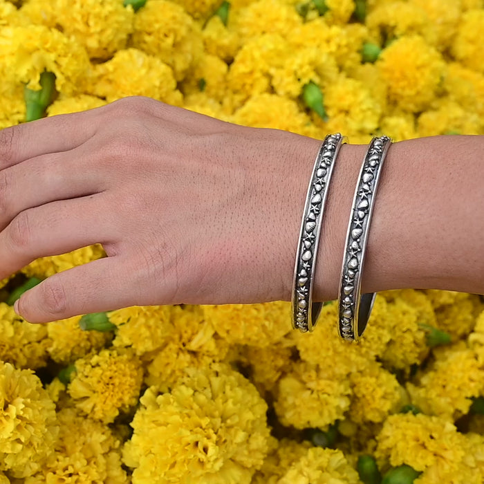 Silver SeaShell Bangle