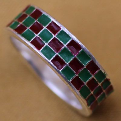 Checkered Red & Green Plain Silver Rings