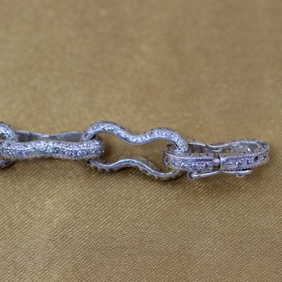 Sterling silver bracelet In Unique design