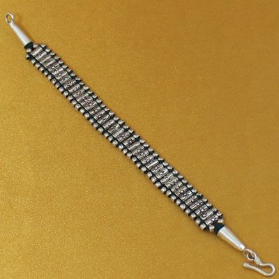HandCrafted Plain Silver Bracelet