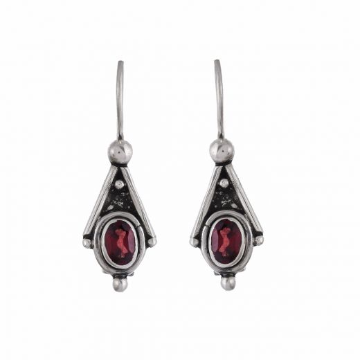 Red stone silver earring in unique design